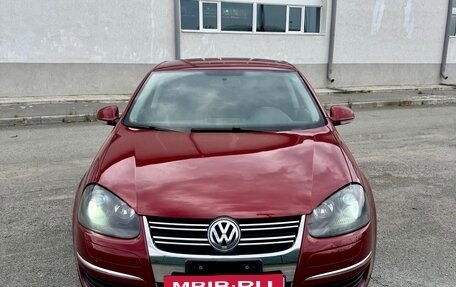 Volkswagen Jetta VI, 2008 год, 800 000 рублей, 2 фотография