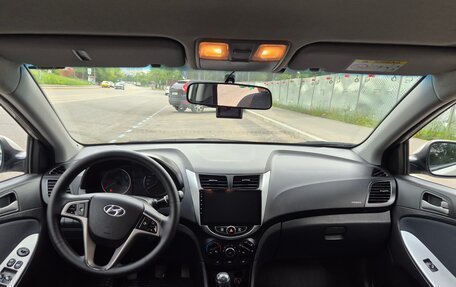 Hyundai Solaris II рестайлинг, 2015 год, 980 000 рублей, 8 фотография
