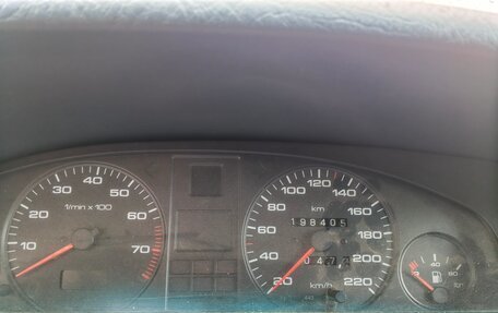 Audi 100, 1989 год, 450 000 рублей, 23 фотография