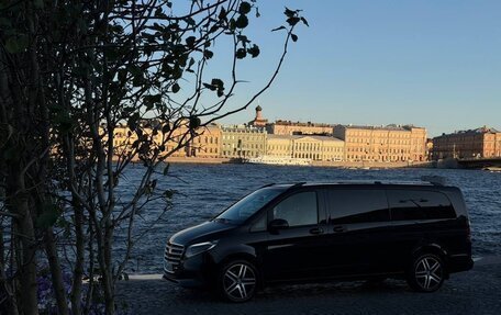 Mercedes-Benz V-Класс, 2018 год, 4 100 000 рублей, 8 фотография