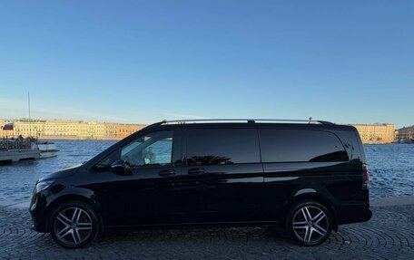 Mercedes-Benz V-Класс, 2018 год, 4 100 000 рублей, 3 фотография