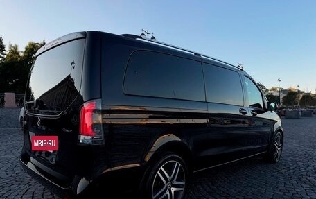 Mercedes-Benz V-Класс, 2018 год, 4 100 000 рублей, 5 фотография