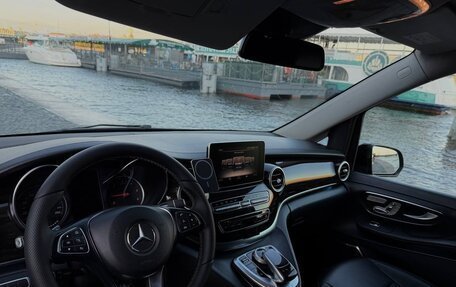 Mercedes-Benz V-Класс, 2018 год, 4 100 000 рублей, 10 фотография