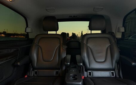 Mercedes-Benz V-Класс, 2018 год, 4 100 000 рублей, 14 фотография