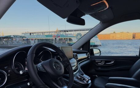 Mercedes-Benz V-Класс, 2018 год, 4 100 000 рублей, 16 фотография