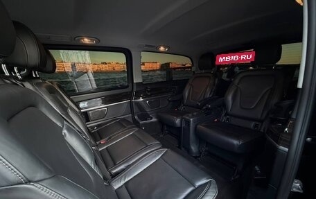 Mercedes-Benz V-Класс, 2018 год, 4 100 000 рублей, 13 фотография