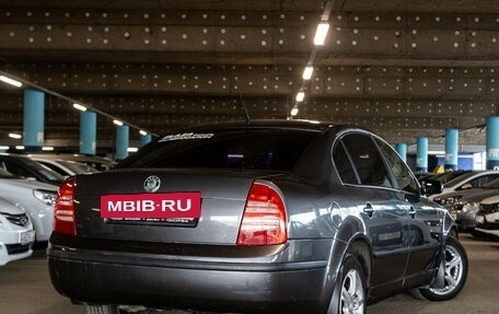 Skoda Superb III рестайлинг, 2005 год, 499 000 рублей, 3 фотография