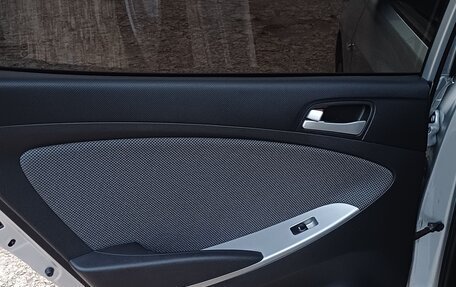 Hyundai Solaris II рестайлинг, 2014 год, 770 000 рублей, 14 фотография
