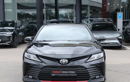 Toyota Camry, 2021 год, 2 950 000 рублей, 2 фотография