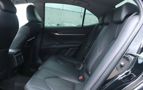 Toyota Camry, 2021 год, 2 950 000 рублей, 11 фотография