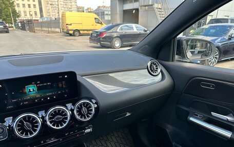 Mercedes-Benz GLA, 2021 год, 3 350 000 рублей, 17 фотография