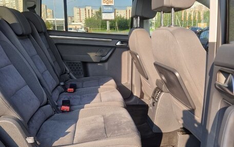 Volkswagen Touran III, 2013 год, 1 490 000 рублей, 15 фотография