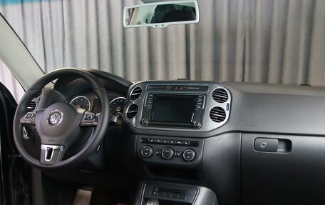 Volkswagen Tiguan I, 2015 год, 1 249 000 рублей, 5 фотография