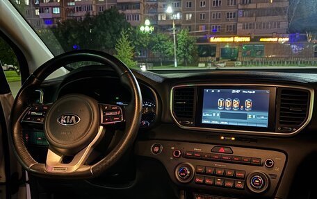 KIA Sportage IV рестайлинг, 2021 год, 1 700 000 рублей, 2 фотография