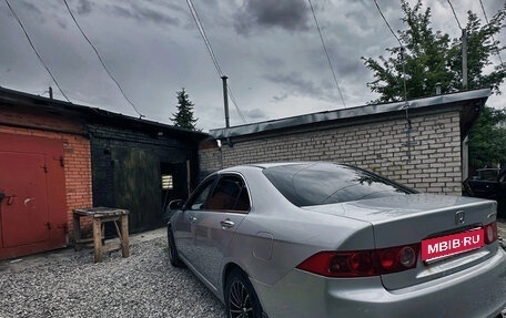 Honda Accord VII рестайлинг, 2003 год, 380 000 рублей, 1 фотография