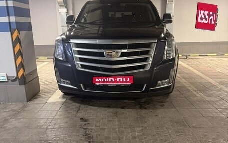 Cadillac Escalade IV, 2019 год, 5 200 000 рублей, 2 фотография