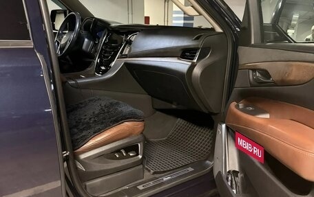 Cadillac Escalade IV, 2019 год, 5 200 000 рублей, 9 фотография
