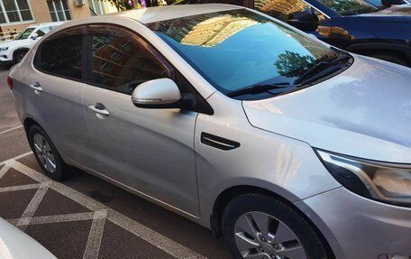 KIA Rio III рестайлинг, 2012 год, 650 000 рублей, 3 фотография