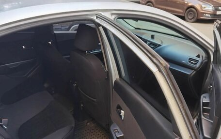 KIA Rio III рестайлинг, 2012 год, 650 000 рублей, 18 фотография