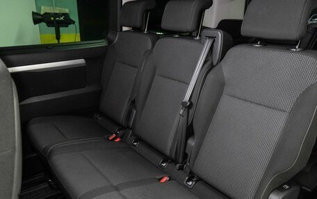 Opel Zafira Life I, 2021 год, 3 190 000 рублей, 15 фотография
