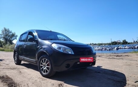 Renault Sandero I, 2010 год, 450 000 рублей, 1 фотография