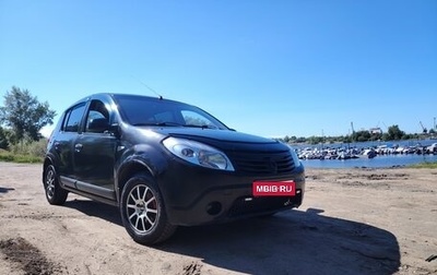 Renault Sandero I, 2010 год, 450 000 рублей, 1 фотография
