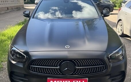Mercedes-Benz E-Класс, 2020 год, 3 700 000 рублей, 1 фотография
