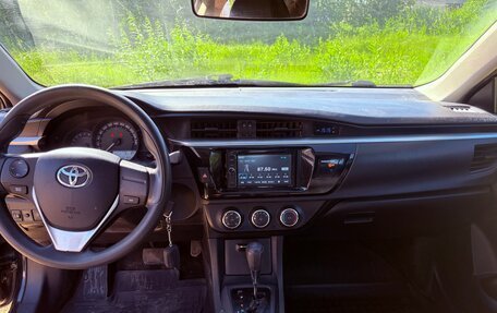 Toyota Corolla, 2014 год, 1 050 000 рублей, 4 фотография
