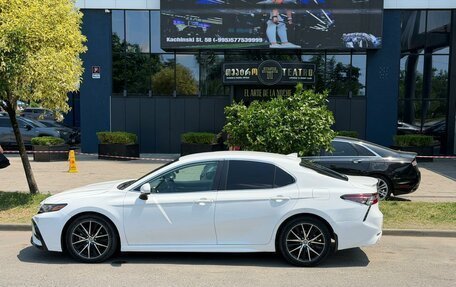 Toyota Camry, 2021 год, 3 100 000 рублей, 11 фотография