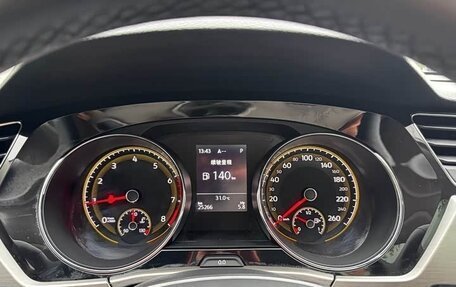 Volkswagen Touran III, 2022 год, 2 250 000 рублей, 21 фотография