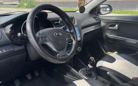 KIA Rio III рестайлинг, 2016 год, 530 000 рублей, 3 фотография