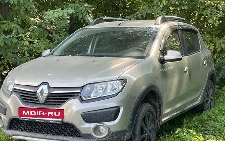 Renault Sandero II рестайлинг, 2015 год, 700 000 рублей, 8 фотография