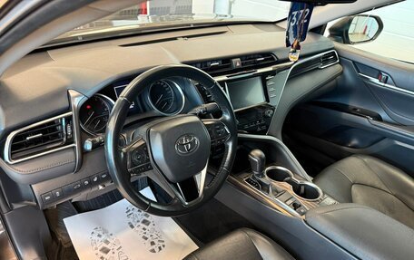 Toyota Camry, 2018 год, 2 899 900 рублей, 11 фотография