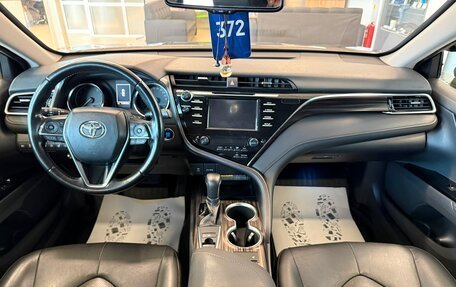 Toyota Camry, 2018 год, 2 899 900 рублей, 16 фотография
