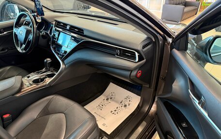 Toyota Camry, 2018 год, 2 899 900 рублей, 12 фотография