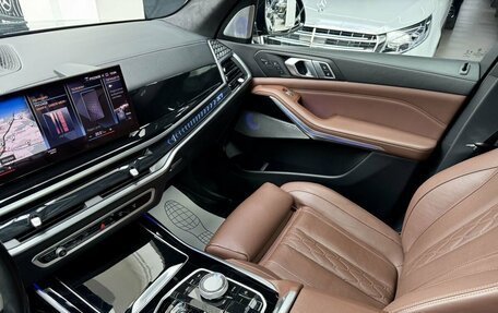 BMW X7, 2022 год, 9 990 000 рублей, 29 фотография