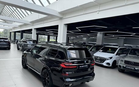 BMW X7, 2022 год, 9 990 000 рублей, 38 фотография