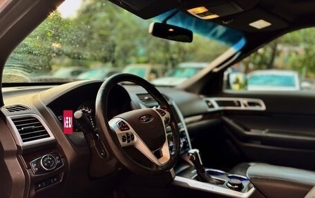 Ford Explorer VI, 2012 год, 1 249 000 рублей, 10 фотография