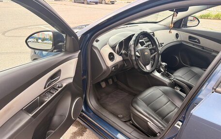 Chevrolet Cruze II, 2011 год, 600 000 рублей, 8 фотография