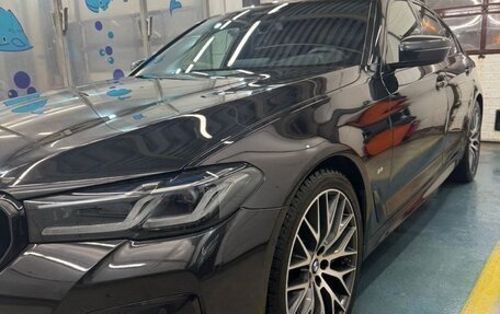 BMW 5 серия, 2020 год, 3 900 000 рублей, 2 фотография