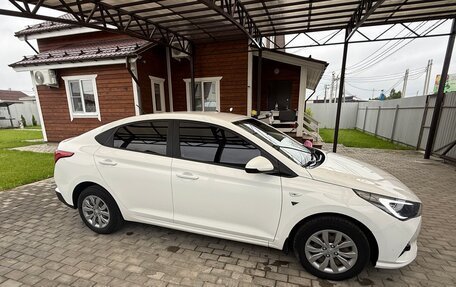 Hyundai Solaris II рестайлинг, 2021 год, 1 550 000 рублей, 6 фотография