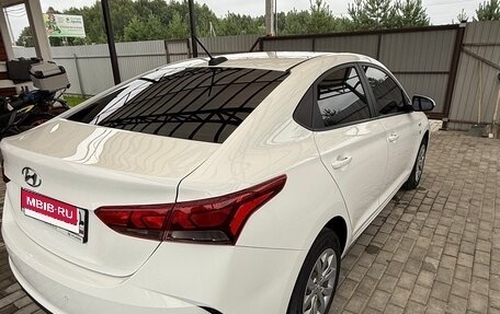 Hyundai Solaris II рестайлинг, 2021 год, 1 550 000 рублей, 7 фотография