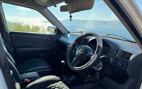 Toyota Succeed I рестайлинг, 2011 год, 700 000 рублей, 4 фотография