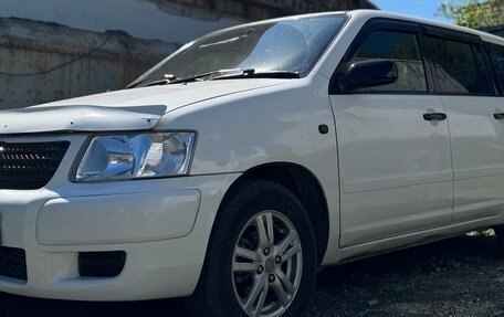 Toyota Succeed I рестайлинг, 2011 год, 700 000 рублей, 2 фотография