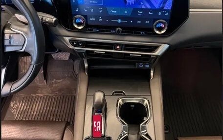 Lexus RX IV рестайлинг, 2025 год, 6 150 000 рублей, 14 фотография