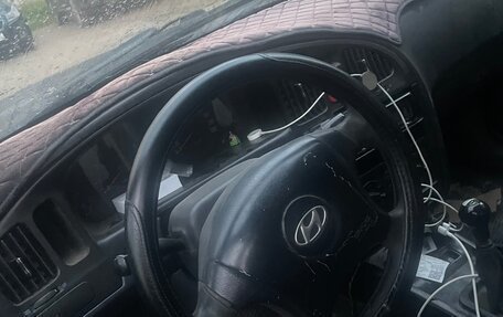 Hyundai Elantra III, 2005 год, 160 000 рублей, 2 фотография