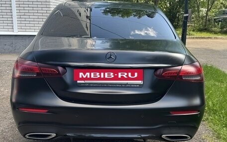 Mercedes-Benz E-Класс, 2020 год, 3 700 000 рублей, 3 фотография