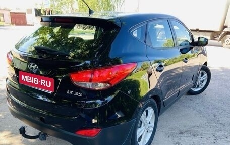 Hyundai ix35 I рестайлинг, 2011 год, 1 100 000 рублей, 1 фотография