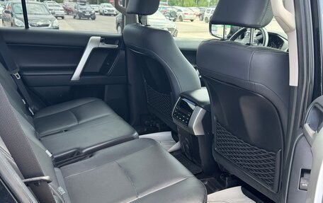 Toyota Land Cruiser Prado 150 рестайлинг 2, 2017 год, 5 100 000 рублей, 10 фотография