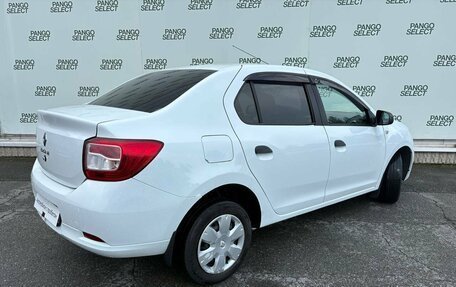 Renault Logan II, 2015 год, 575 000 рублей, 3 фотография